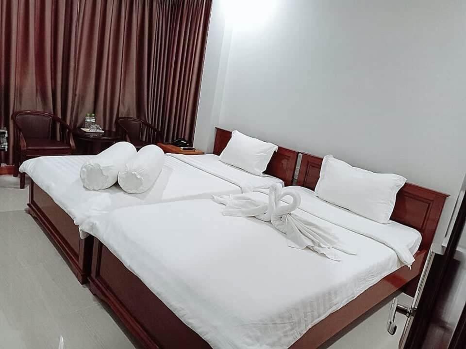 Rich Hotel 芹苴 外观 照片