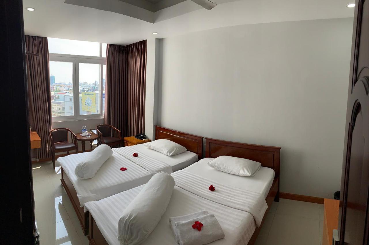 Rich Hotel 芹苴 外观 照片