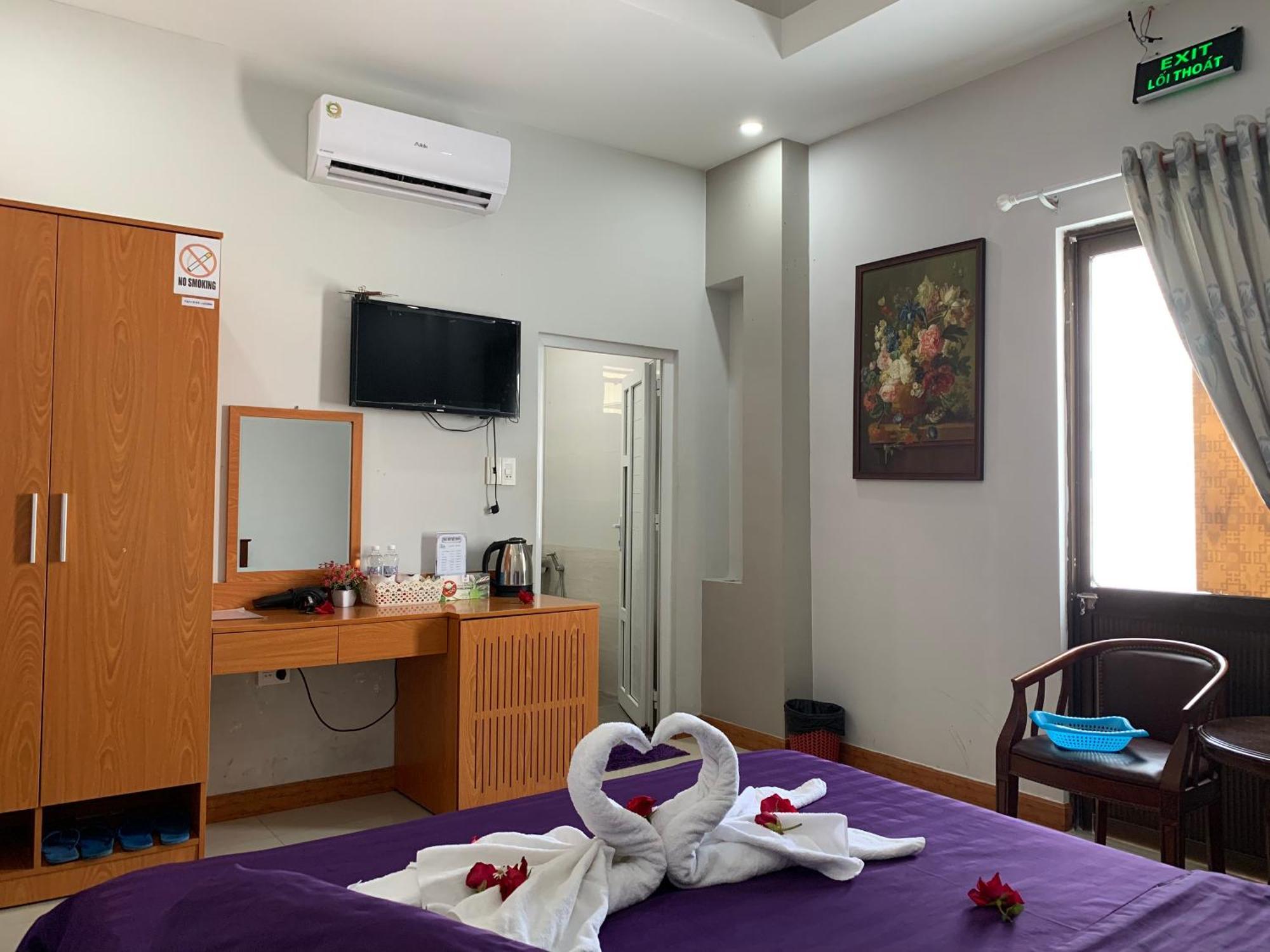 Rich Hotel 芹苴 外观 照片