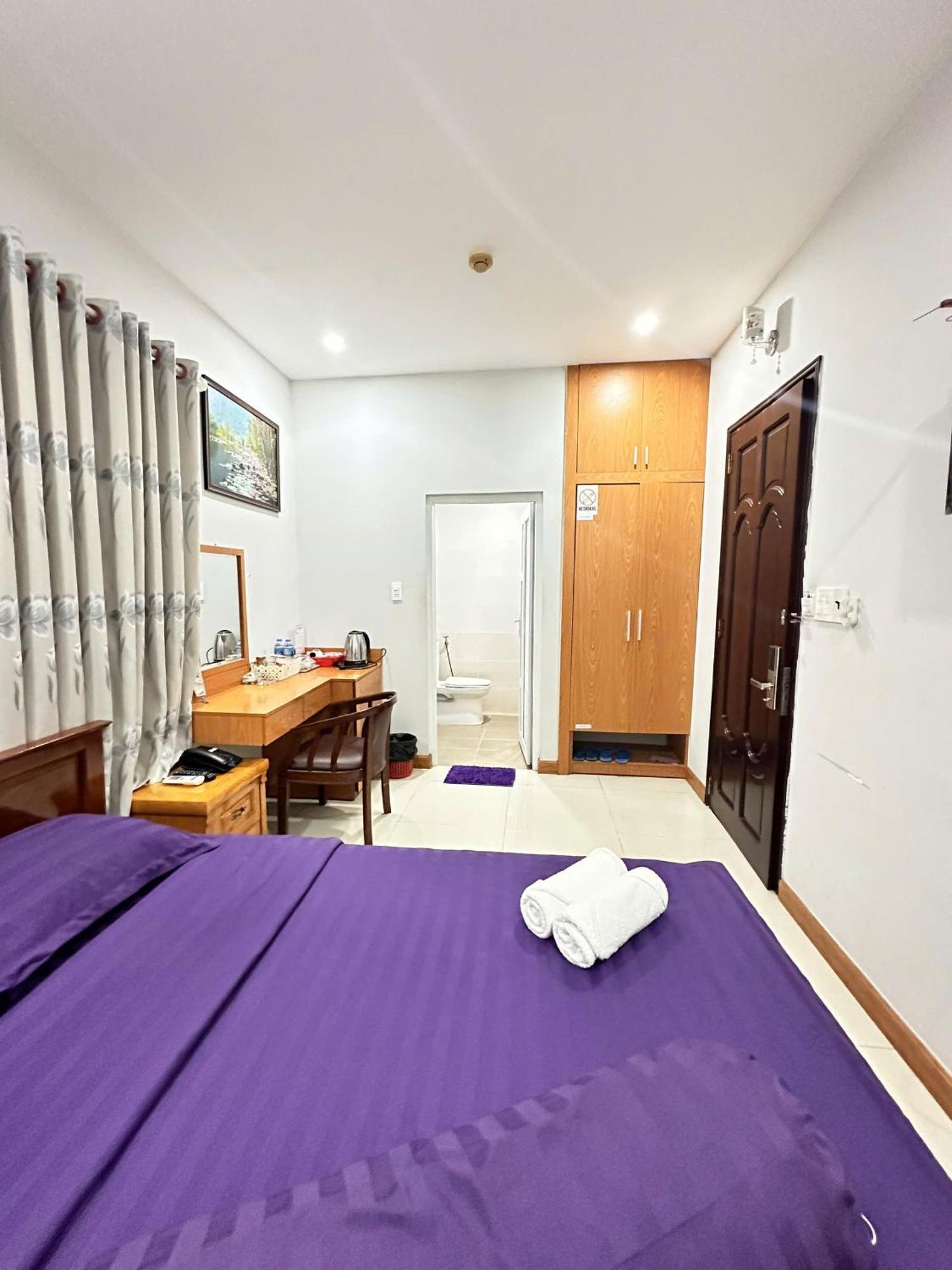 Rich Hotel 芹苴 外观 照片